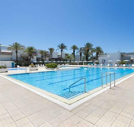 Residencial Primavera Costa Del Silencio Exterior photo